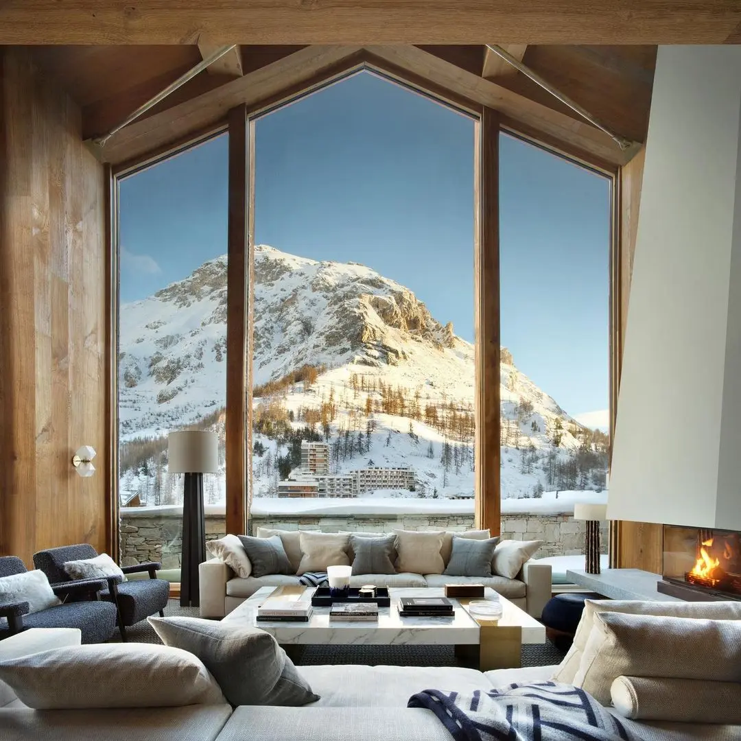 Liquid metal staircase, residential project, French Alps